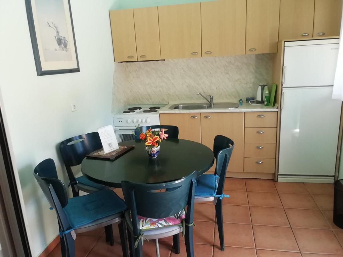 Poseidon Apartments 阿齐欧斯·贡多斯 外观 照片